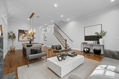 $2,150,000 | 1714 West Wolfram Street, Chicago, IL 60657