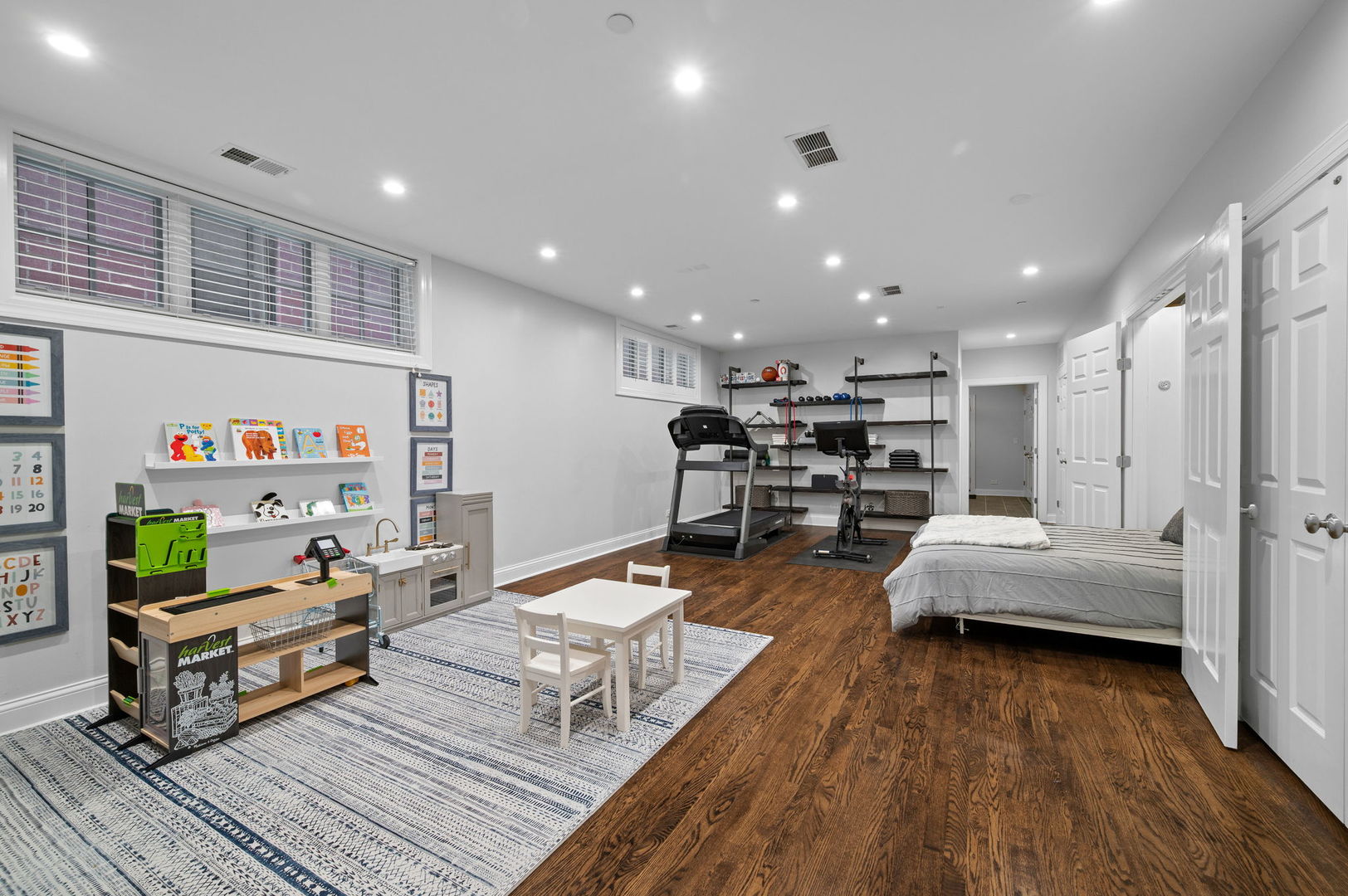 1714 West Wolfram Street Chicago, IL 60657 - Photo 46 of 50