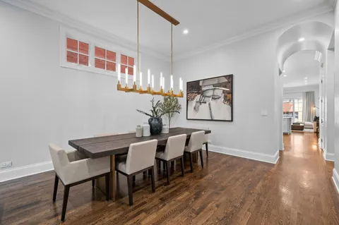 $2,150,000 | 1714 West Wolfram Street, Chicago, IL 60657