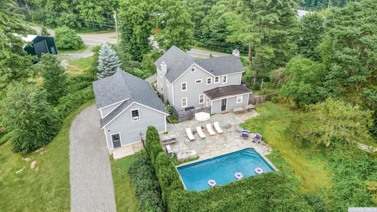 26 Middle Road Hudson, NY 12534 - Photo 7 of 36 Photo 7