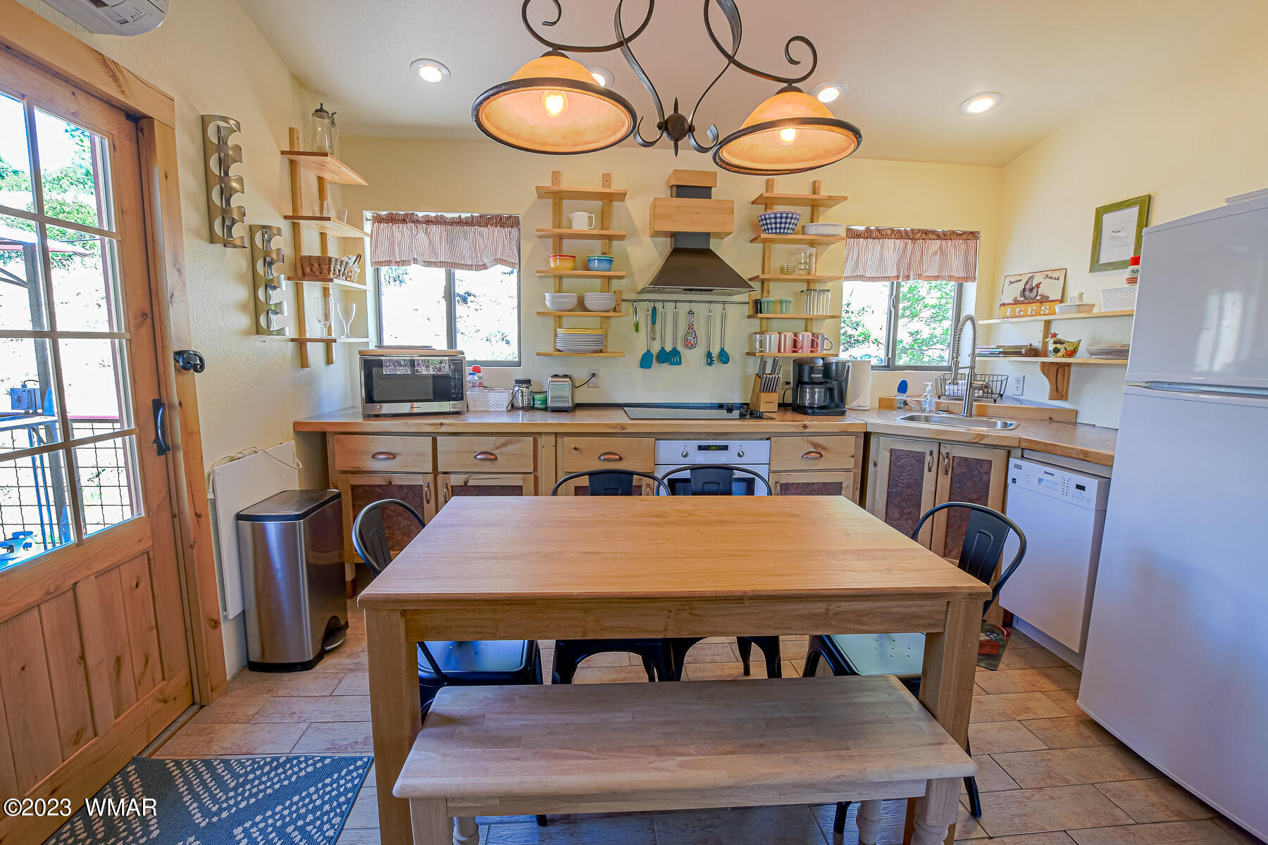 6276 Juniper Ridge Road Show Low, AZ 85901 - Photo 1 of 42 Gallery Image 1