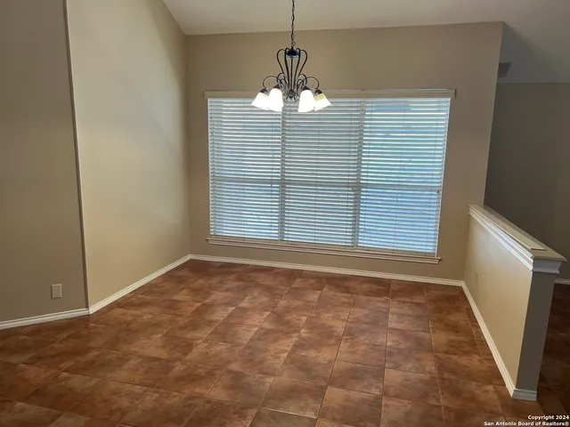 $2,000 | 2411 Facet Oak, San Antonio, TX 78232