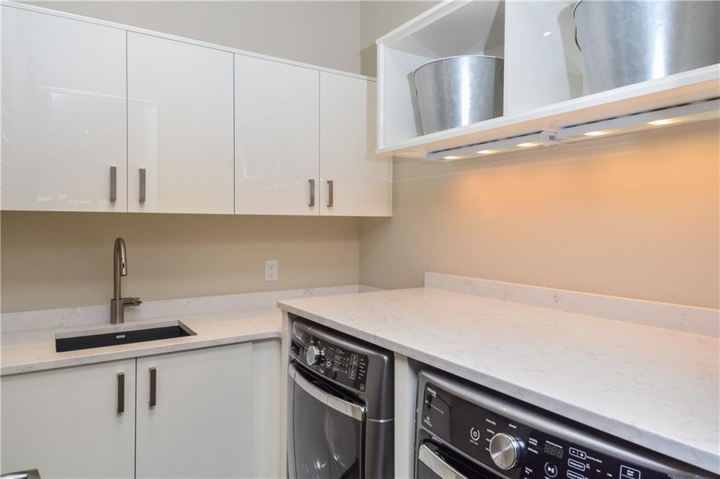 33 Rounds Road Breckenridge, CO 80424 - Photo 24 of 25 a kitchen with a sink cabinets and appliances