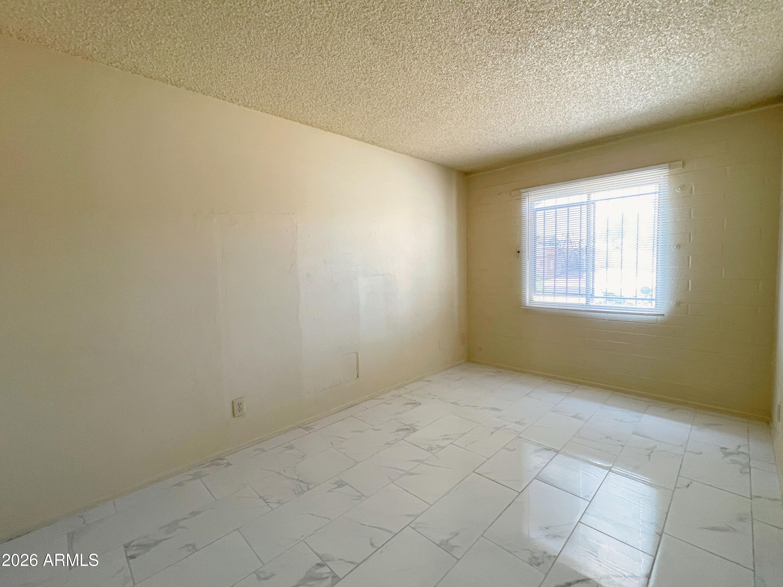 1602 West Fremont Rd. Phoenix, AZ 85041 - Photo 12 of 16 1602 (14)