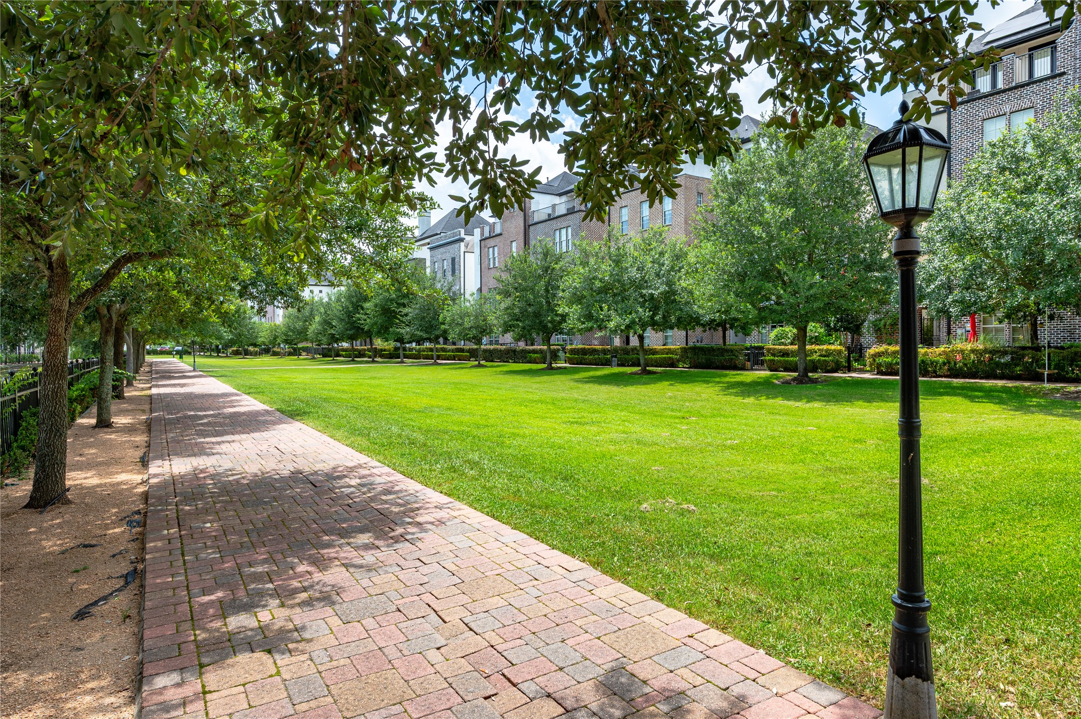 9674 Knight Road Houston, TX 77045 - Photo 35 of 42