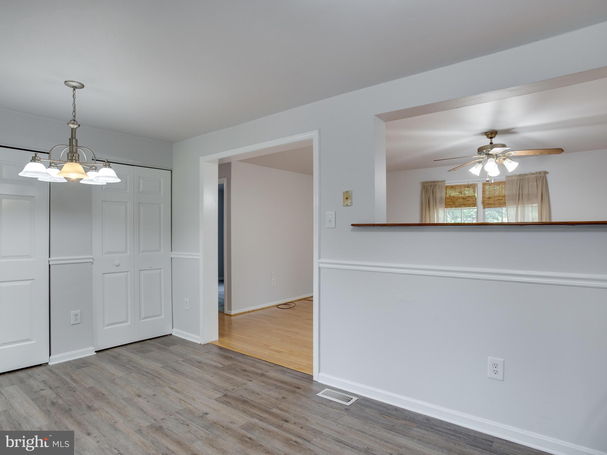 116 Cross Road Lusby, MD 20657 - Photo 11 of 29 Living Room