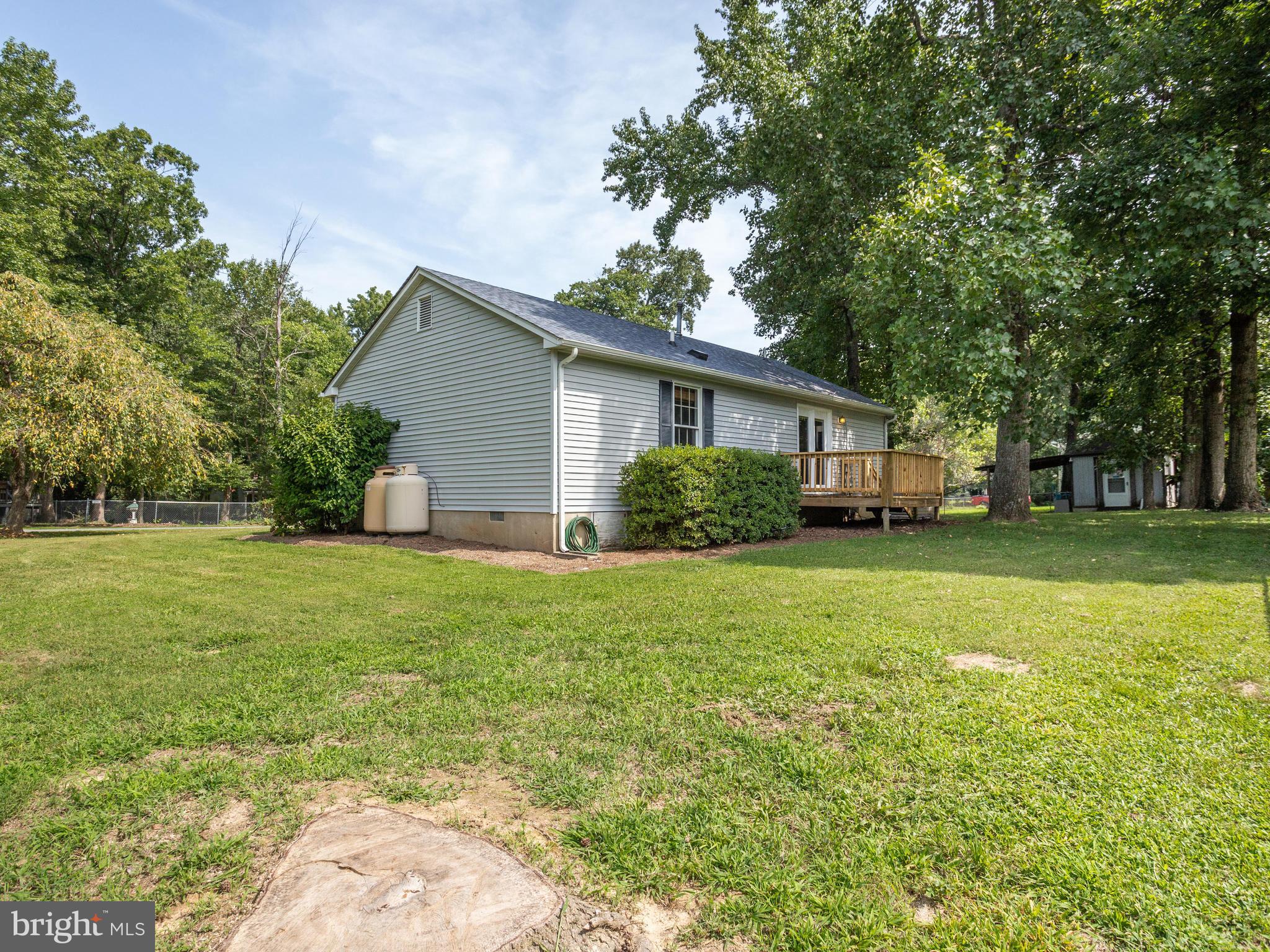 116 Cross Road Lusby, MD 20657 - Photo 26 of 29 Exterior (Rear)