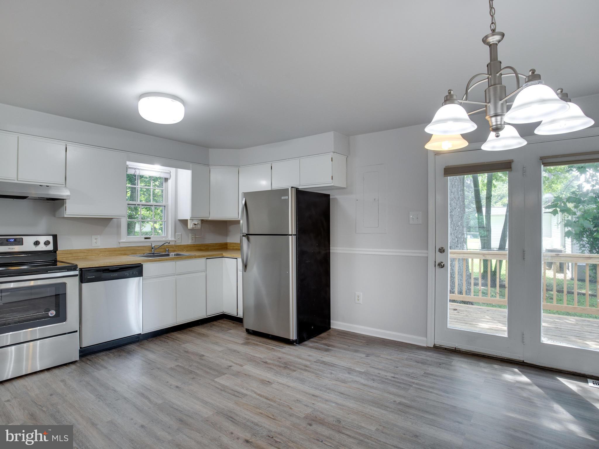 116 Cross Road Lusby, MD 20657 - Photo 9 of 29 Kitchen