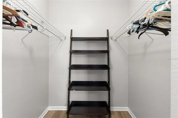 $2,400 | 2200 Tuscany Trace, Unit 15, Palm Harbor, FL 34683