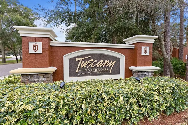 $2,400 | 2200 Tuscany Trace, Unit 15, Palm Harbor, FL 34683