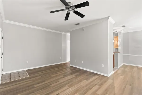 $2,400 | 2200 Tuscany Trace, Unit 15, Palm Harbor, FL 34683