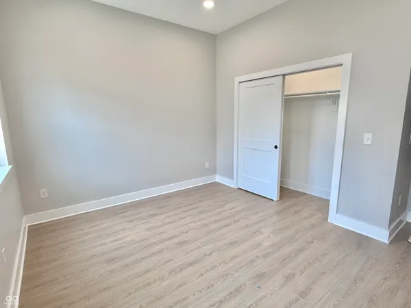 $2,650 | 2239 Carrollton Avenue, Indianapolis, IN 46205