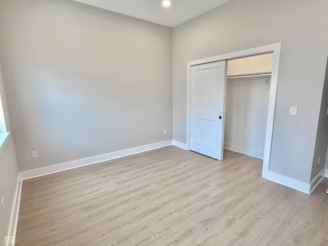 $2,800 | 2239 Carrollton Avenue, Indianapolis, IN 46205