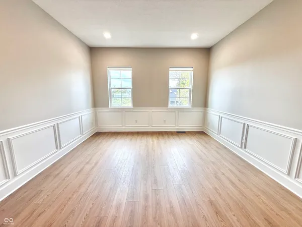 $2,650 | 2239 Carrollton Avenue, Indianapolis, IN 46205