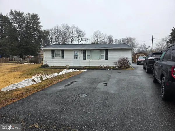 a view of a house with a outdoor space