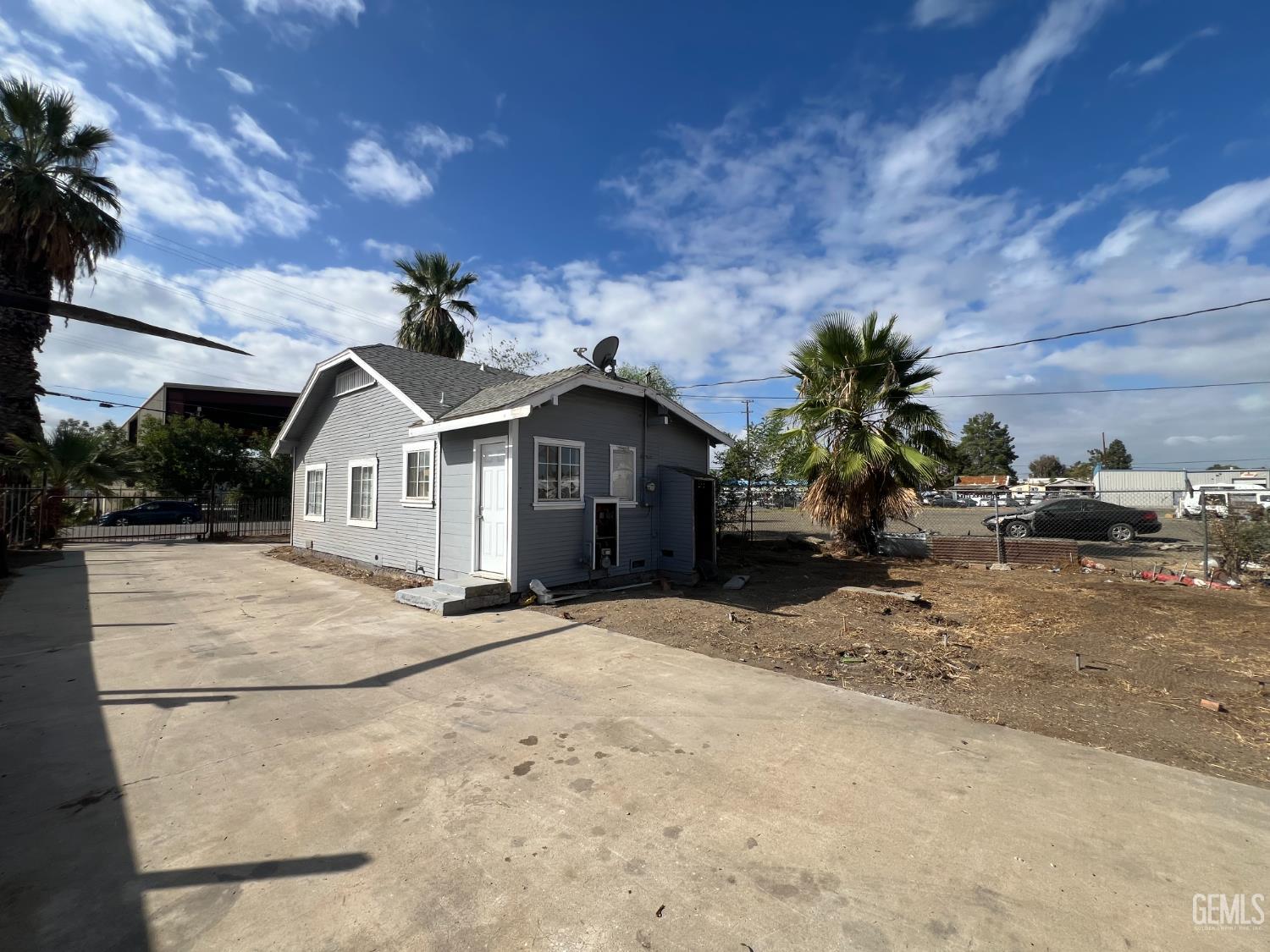 Undisclosed Address Bakersfield, CA 93301 - Photo 8 of 38 Gallery Image 8