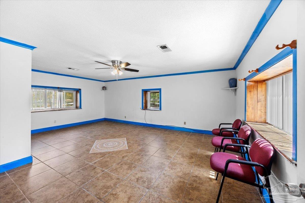3072 East Olive Road Pensacola, FL 32514 - Photo 14 of 40