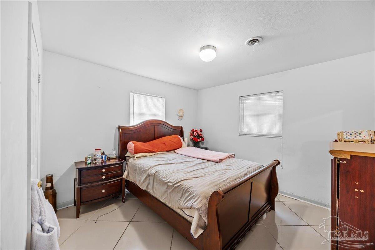 3072 East Olive Road Pensacola, FL 32514 - Photo 17 of 40