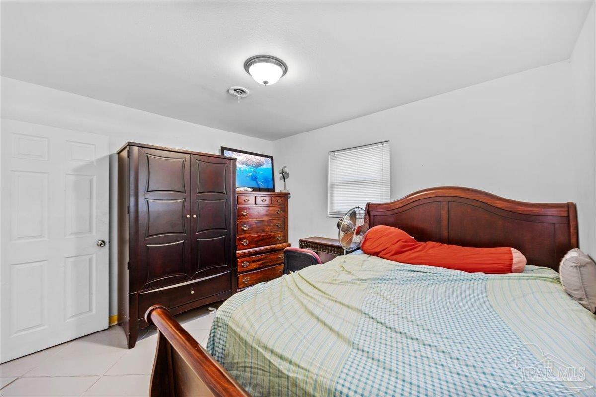 3072 East Olive Road Pensacola, FL 32514 - Photo 19 of 40