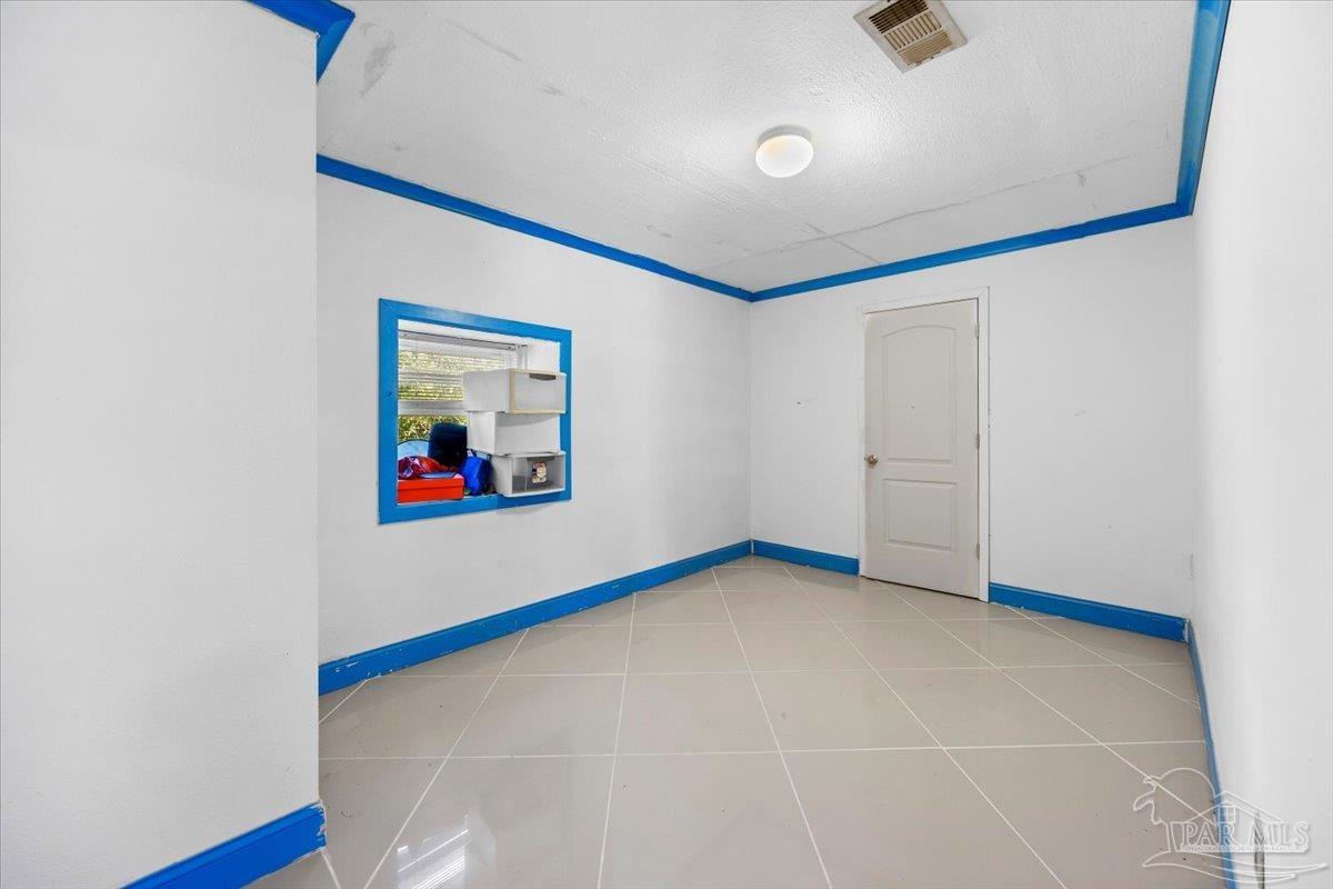 3072 East Olive Road Pensacola, FL 32514 - Photo 21 of 40