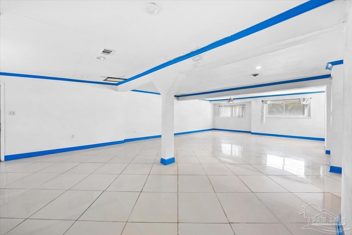 3072 East Olive Road Pensacola, FL 32514 - Photo 8 of 40 Virtually Decluttered