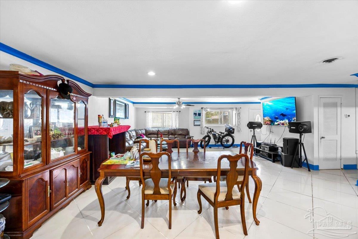 3072 East Olive Road Pensacola, FL 32514 - Photo 9 of 40