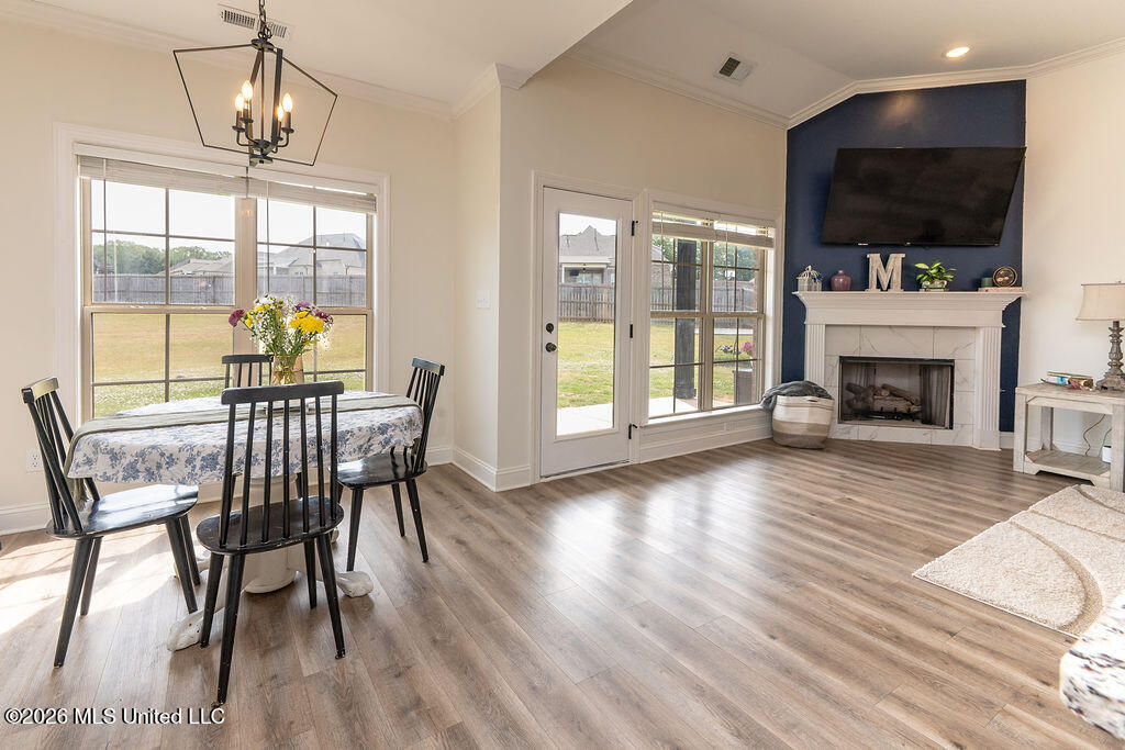 1529 Fall Gdn Drive Hernando, MS 38632 - Photo 6 of 40 VAULTED GREAT ROOM