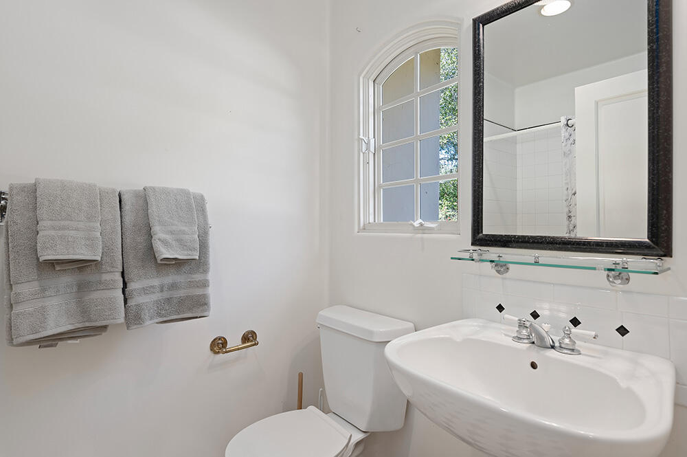 479 El Cielito Road Santa Barbara, CA 93105 - Photo 31 of 41 029-46 - Bathroom 2