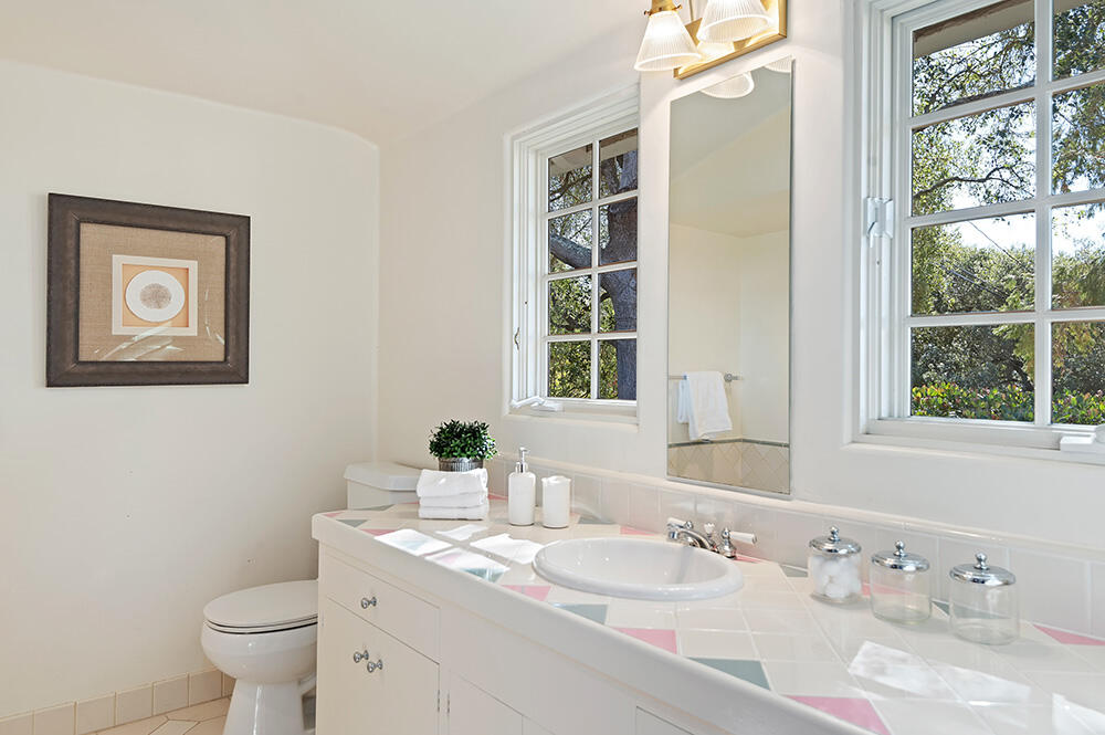 479 El Cielito Road Santa Barbara, CA 93105 - Photo 33 of 41 031-030-50 - Bathroom 4