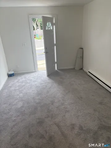 $1,650 | 8 East Street, New Milford, CT 06776