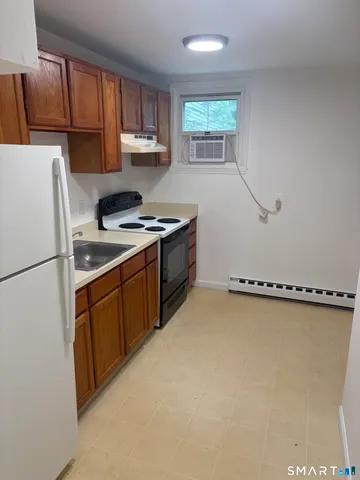 $1,650 | 8 East Street, New Milford, CT 06776