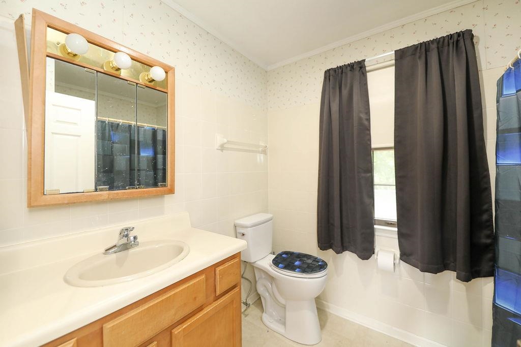2251 Airport Road Bridgewater, VA 22812 - Photo 27 of 38