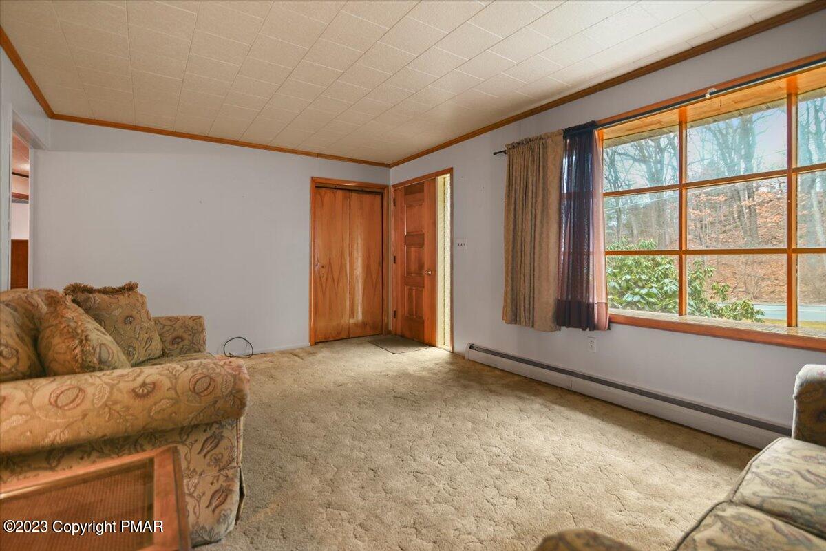 22 Independence Road East Stroudsburg, PA 18301 - Photo 15 of 54 Living Room