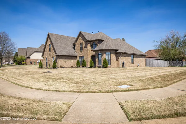 $439,900 | 13220 Old Locke Road, Olive Branch, MS 38654