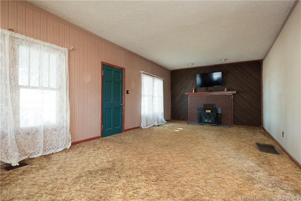 2422 Delaney Park Road Salem, IN 47167 - Photo 8 of 28 Gallery Image 8