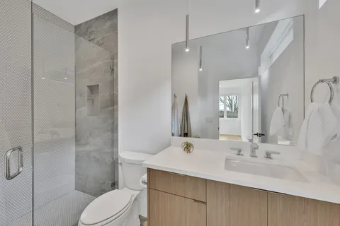 $1,250,000 | 2510 A Barclay Drive, Nashville, TN 37206