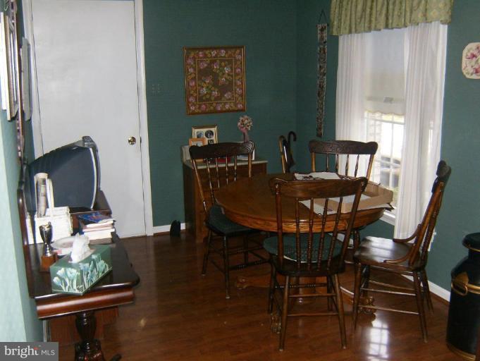 86 West Criser Road Front Royal, VA 22630 - Photo 11 of 14 Breakfast Area