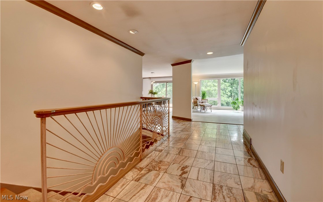 1157 Hilltop Road New Philadelphia, OH 44663 - Photo 4 of 40 Foyer