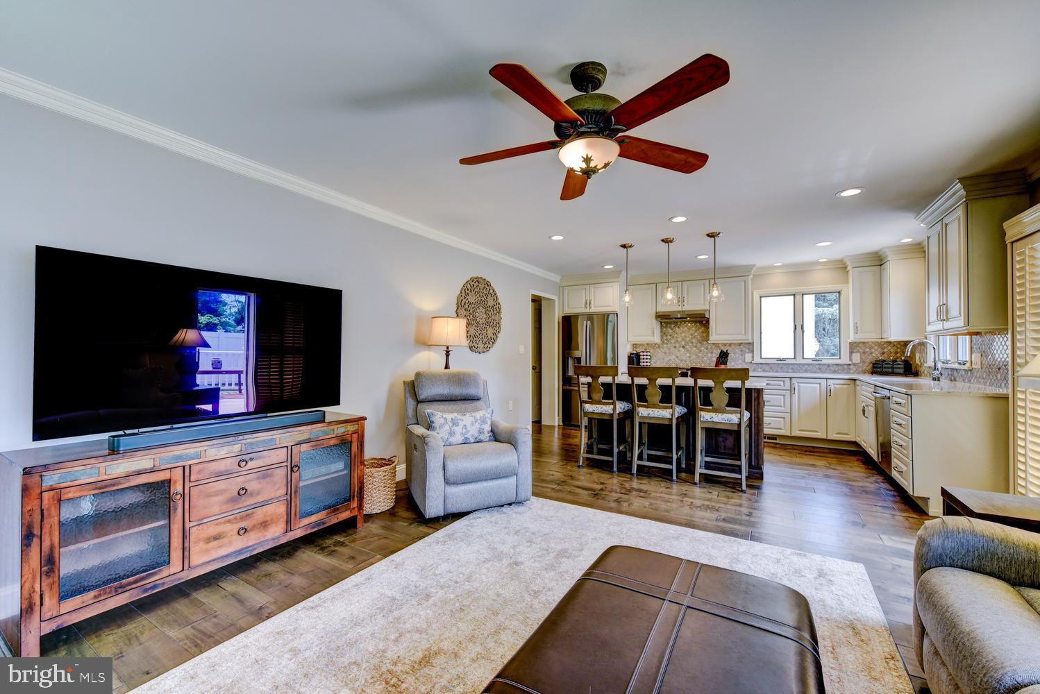 113 Prospect Avenue Hamilton, NJ 08620 - Photo 27 of 67 Family Room
