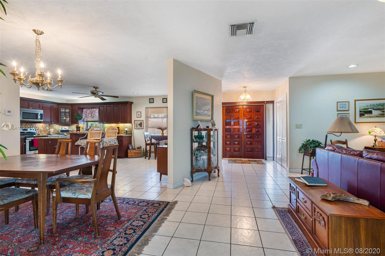 18700 Southwest 99th Road Cutler Bay, FL 33157 - Photo 11 of 46 Gallery Image 11