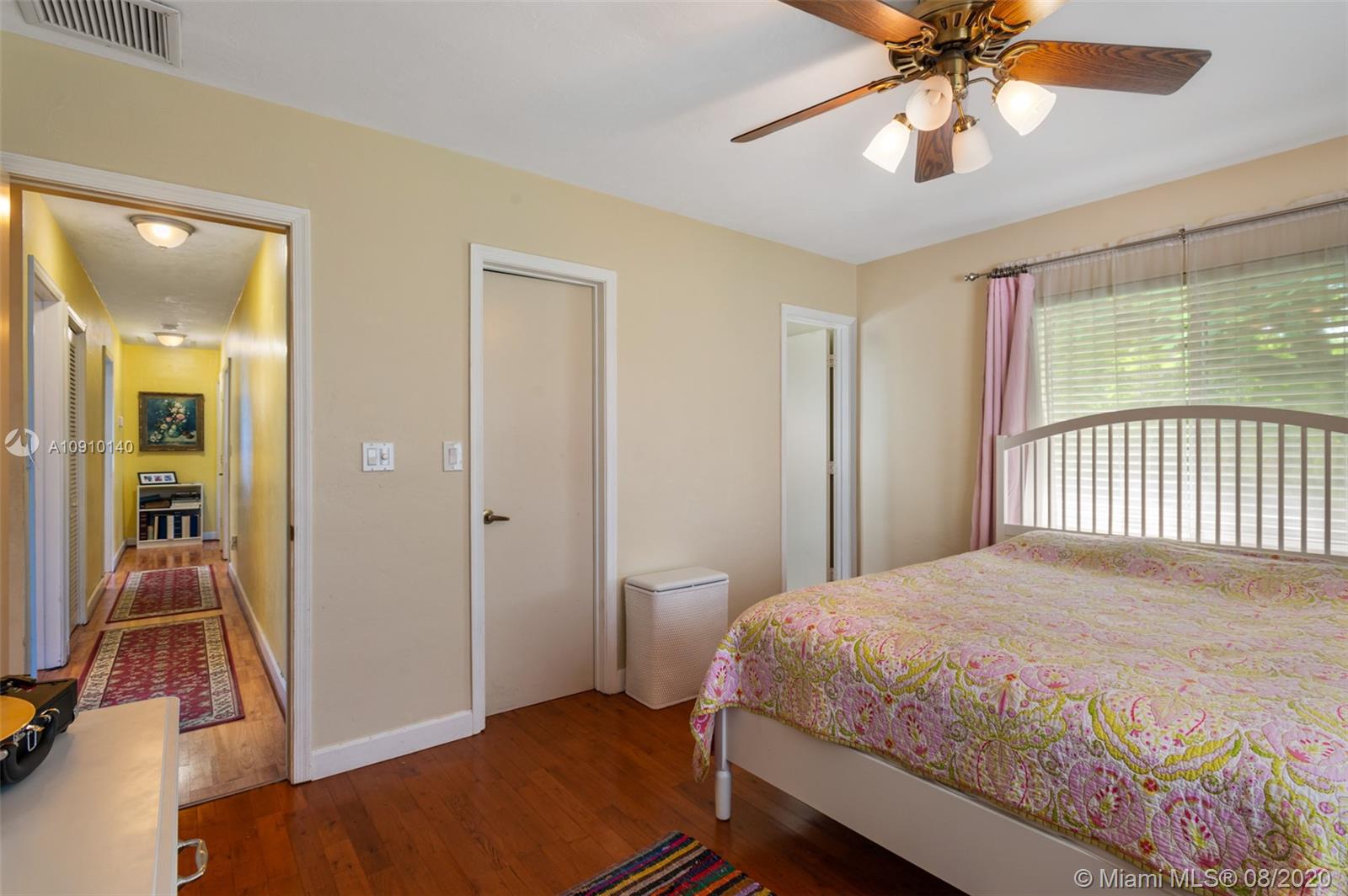 18700 Southwest 99th Road Cutler Bay, FL 33157 - Photo 15 of 46 Gallery Image 15