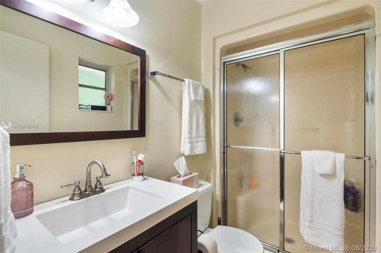 18700 Southwest 99th Road Cutler Bay, FL 33157 - Photo 16 of 46 Gallery Image 16