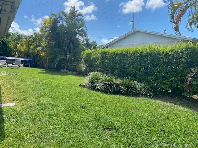 18700 Southwest 99th Road Cutler Bay, FL 33157 - Photo 32 of 46 Gallery Image 32
