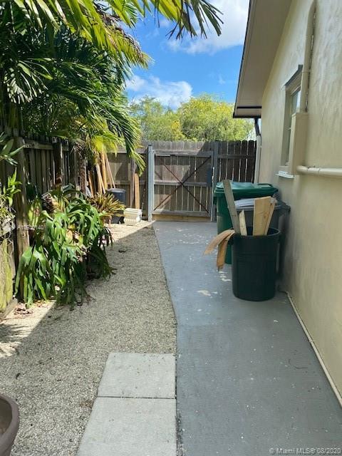 18700 Southwest 99th Road Cutler Bay, FL 33157 - Photo 37 of 46 Gallery Image 37
