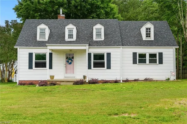 $200,000 | 2136 Courtney-Huntsville Road, Yadkinville, NC 27055
