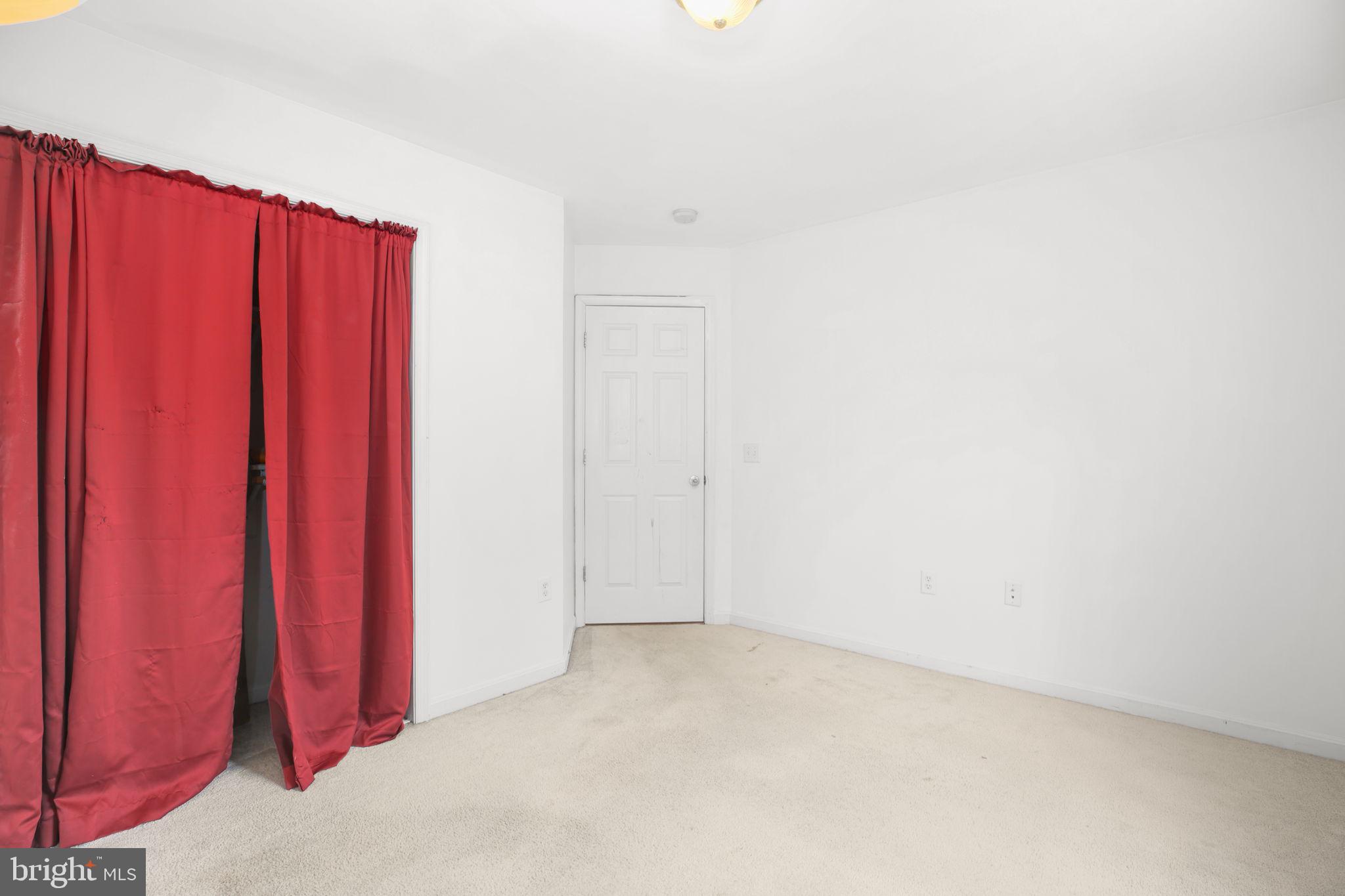 315 Sandy Ridge Road Fredericksburg, VA 22405 - Photo 23 of 42 a view of a small space