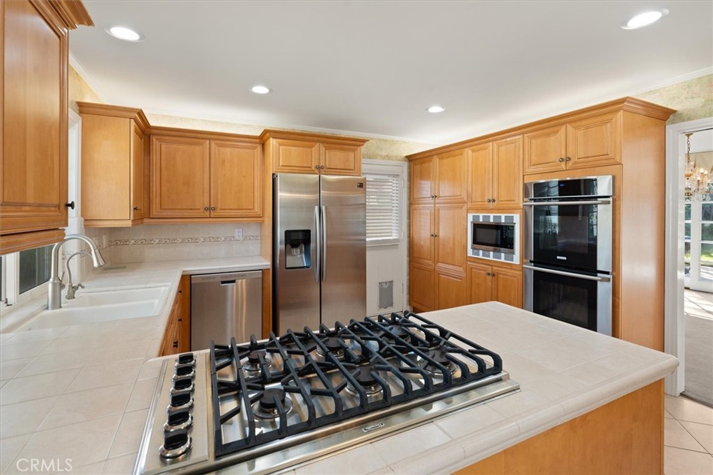 19100 Castlebay Lane Porter Ranch, CA 91326 - Photo 20 of 43