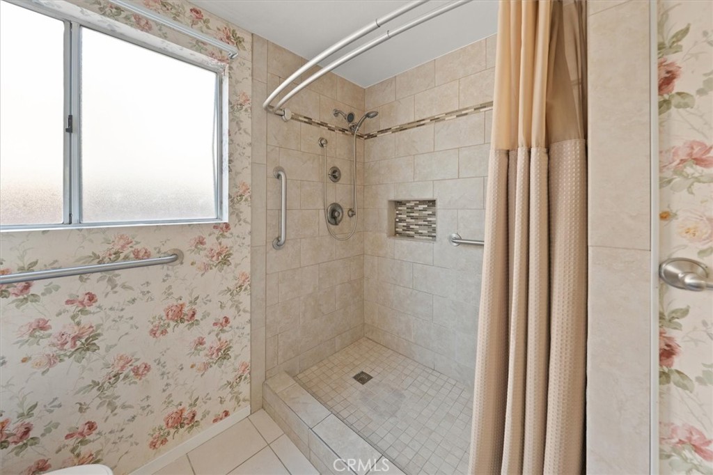 19100 Castlebay Lane Porter Ranch, CA 91326 - Photo 41 of 43