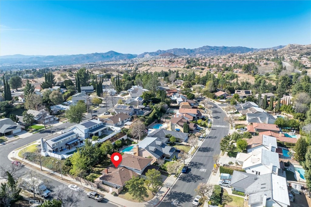 19100 Castlebay Lane Porter Ranch, CA 91326 - Photo 6 of 43