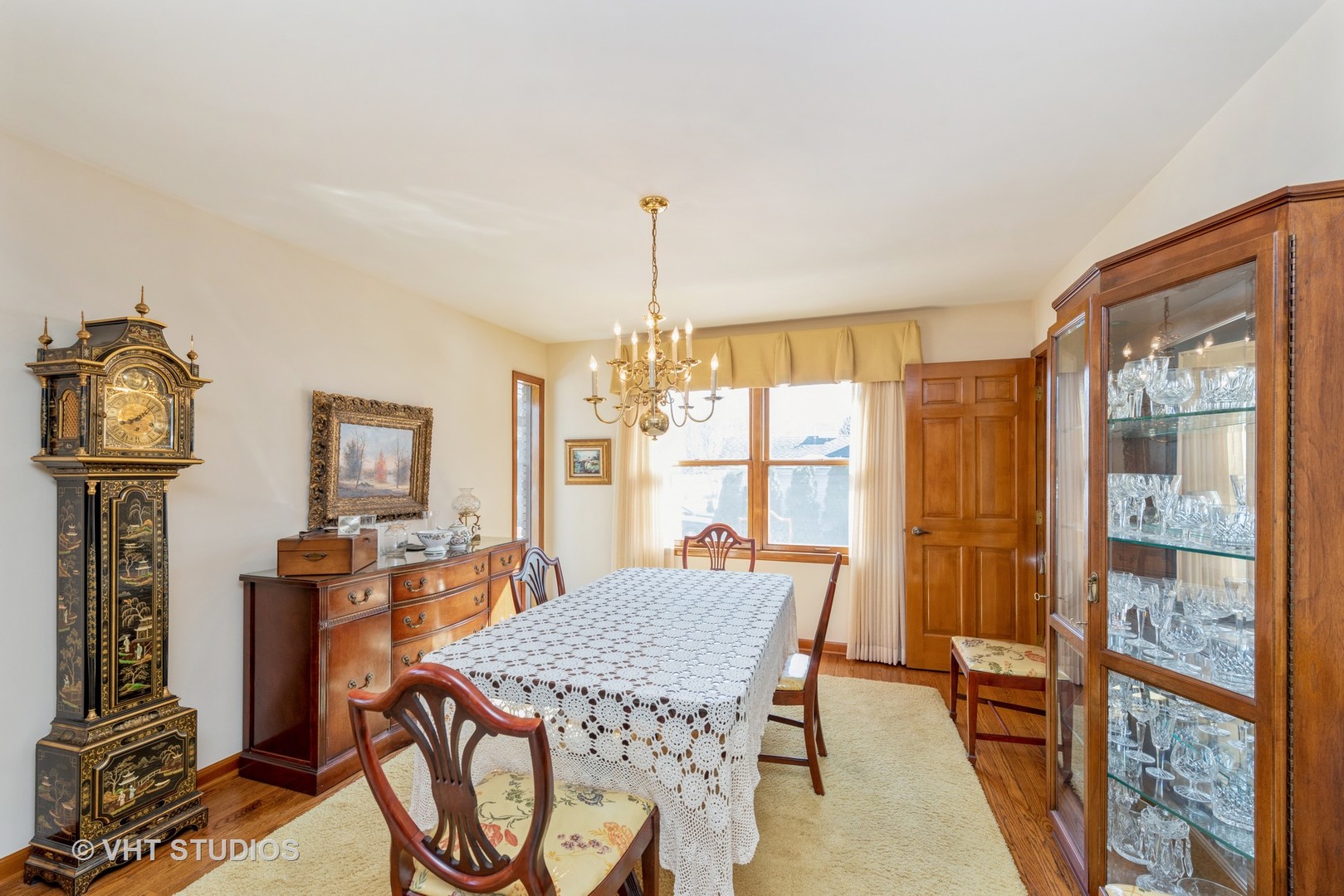 240 Aberdeen Road Cary, IL 60013 - Photo 8 of 20